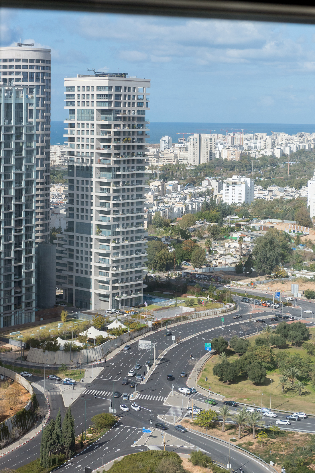עיצוב משרדי "קודפרש" סטודיו IN2 ענבל גלעדי ומיה שגיב סלומון, עיצוב משרדים, עיצוב חנויות, עיצוב מסחרי, עיצוב לעסקים, עיצוב פנים, עיצוב פנים למשרדים